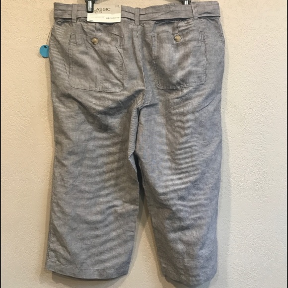 Grey Striped Capri Pants - Picture 4 of 6